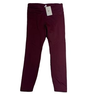 Fabletics Burgundy Mid-rise Cold Weather Leggings Sz XL (12-14)